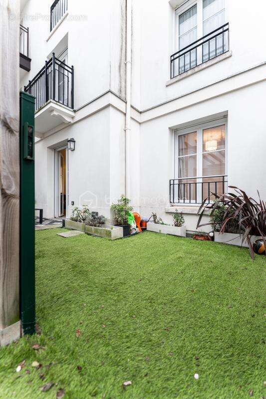 Appartement à SERRIS