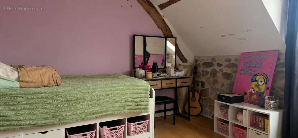 60890 THURY-EN-VALOIS  Maison familiale 190 m²  5 chambres -Terrain 1 000 m² - photo 8