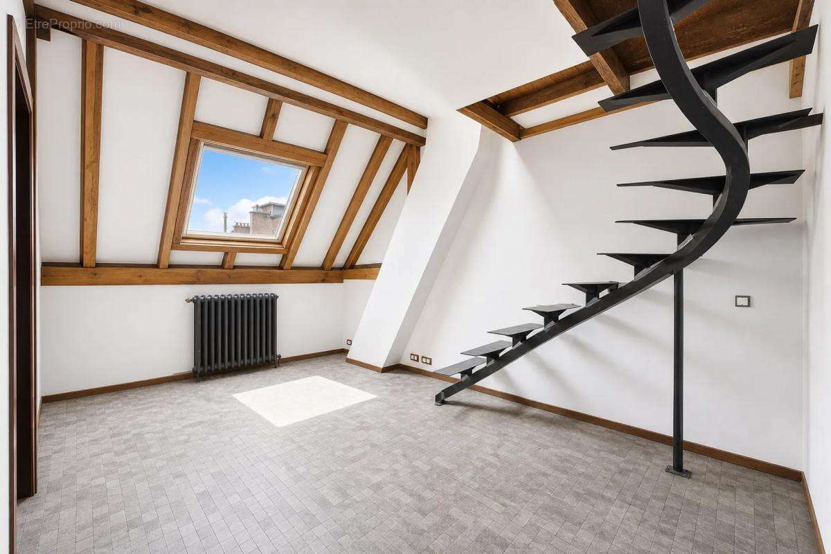 Maison à PARIS-20E