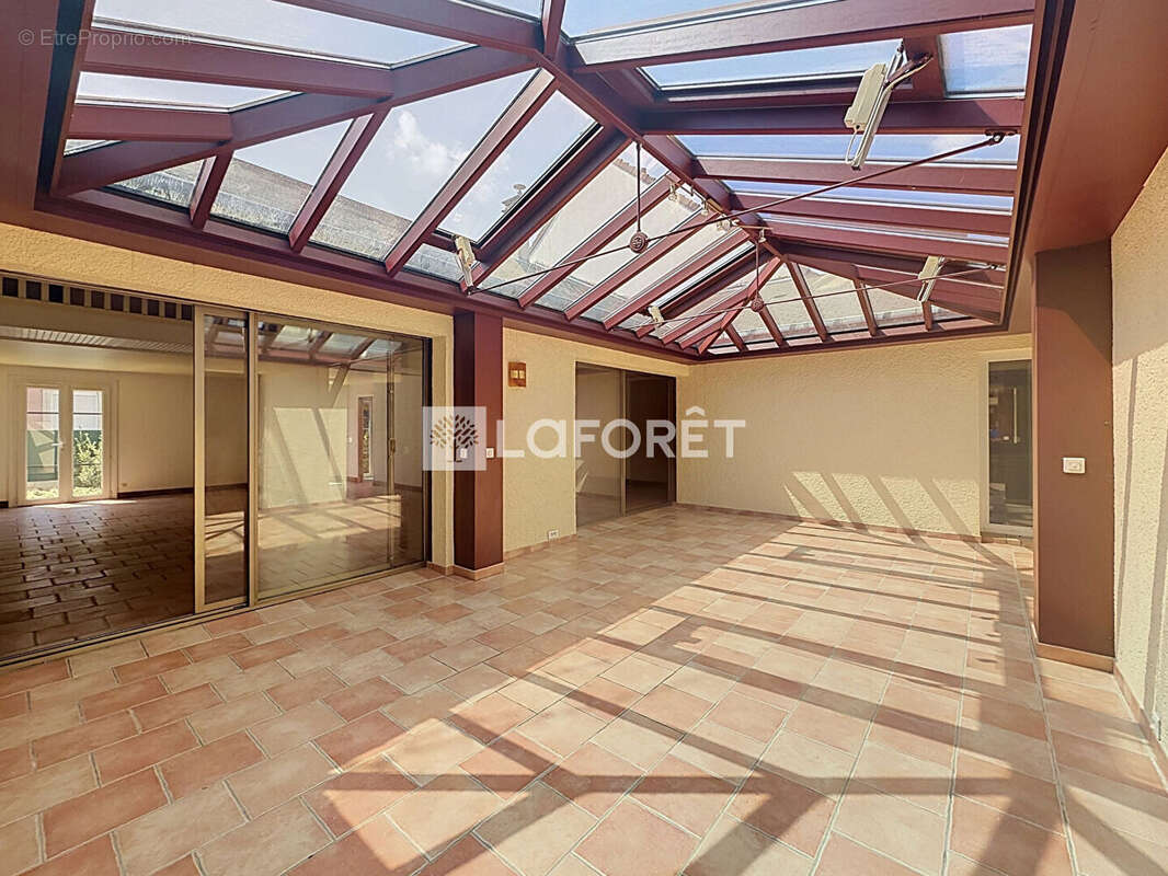 Maison hypercentre avec possibilité commerce Flers 215 m2 - photo 4