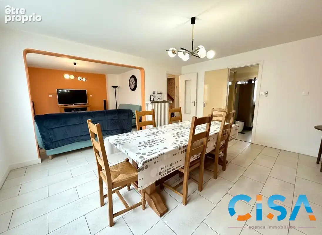 Maison 131 m² à Persan  - photo 3