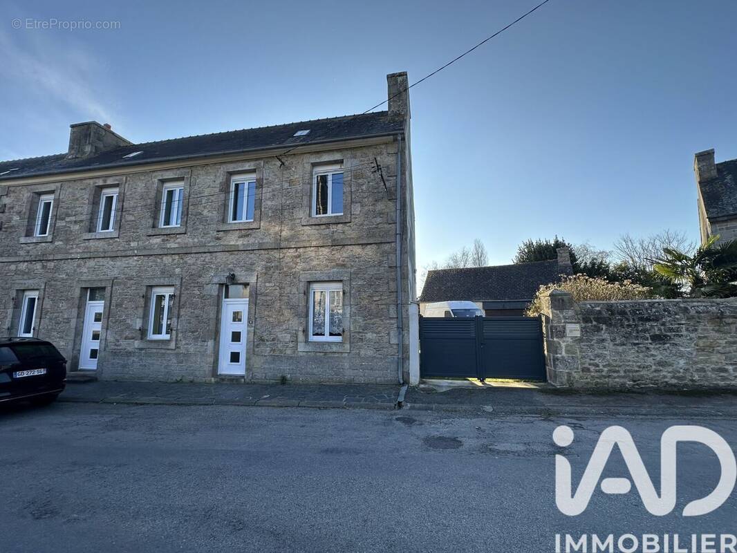 Photo 1 - Maison à PLOUNERIN