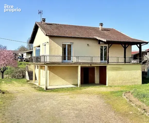 Maison à PUY-GUILLAUME