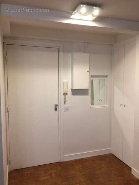 Appartement à SURESNES