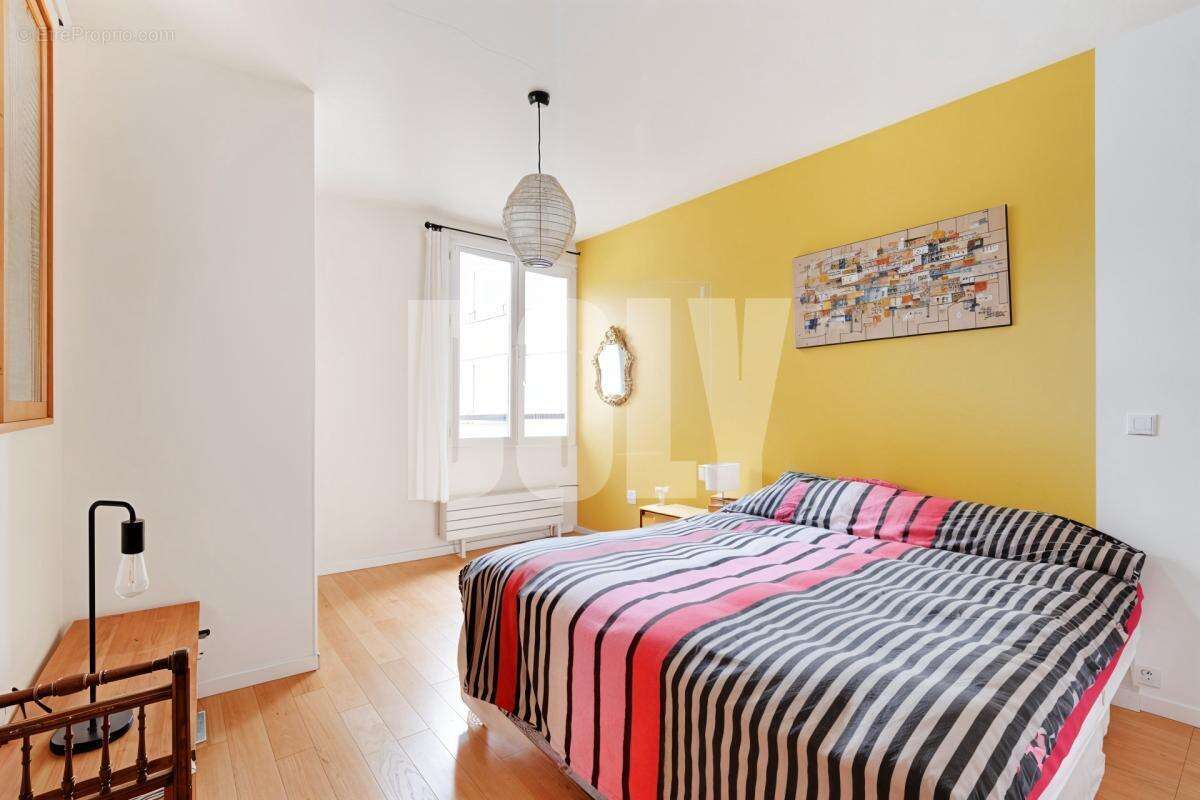 Appartement à PARIS-11E