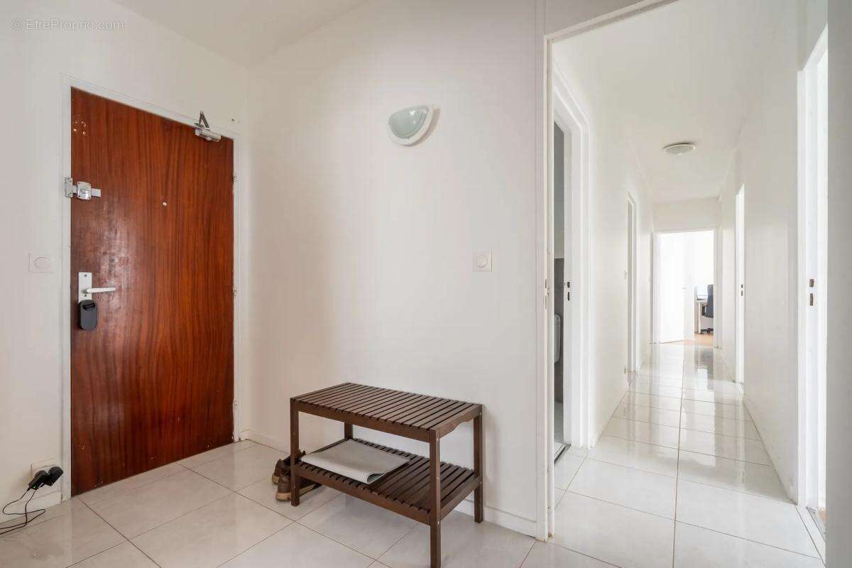 Appartement à FONTENAY-SOUS-BOIS