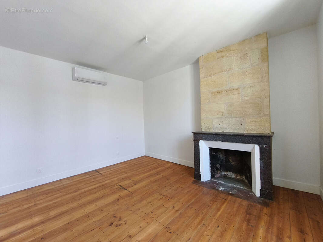 Maison à CASTILLON-LA-BATAILLE