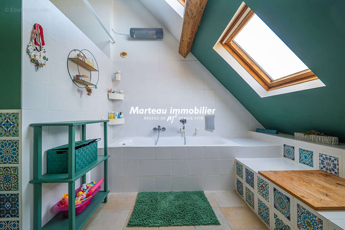 Maison à SAINT-MARCEAU