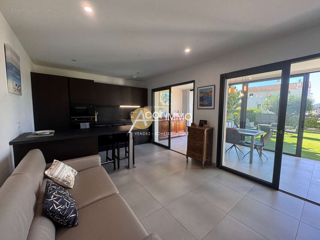 Appartement à SANARY-SUR-MER