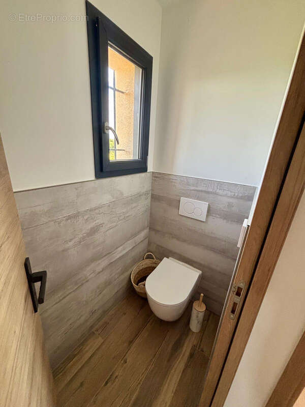 GRIGNAN - Belle Villa neuve sur 2 160 m2, avec VUE. - photo 29