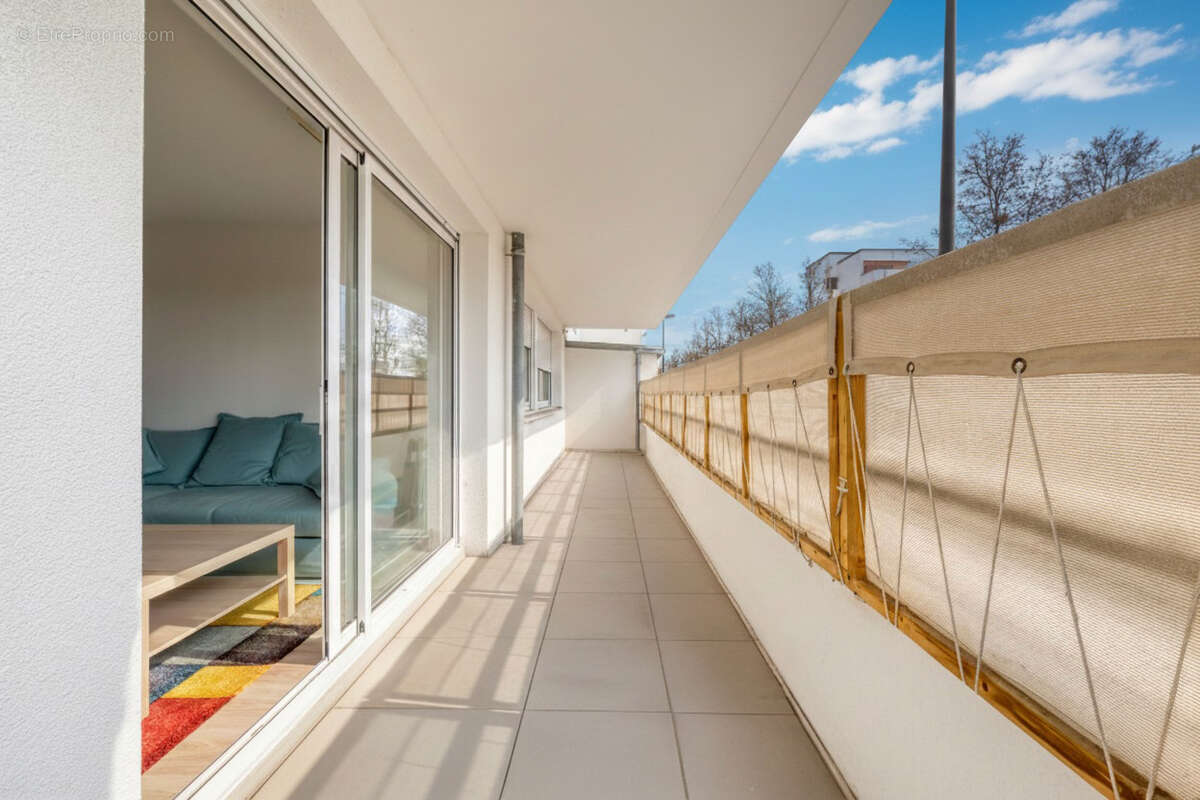 Appartement à SAINT-JACQUES-DE-LA-LANDE
