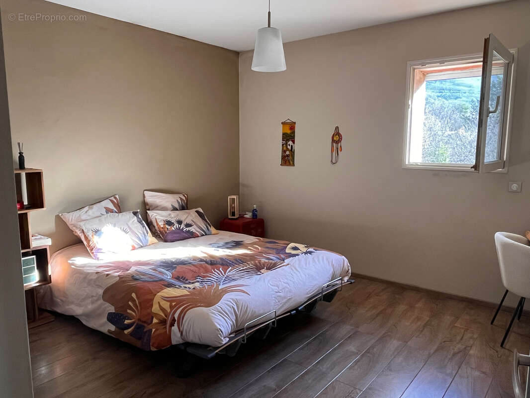 Maison à SAINT-VALLIER-DE-THIEY