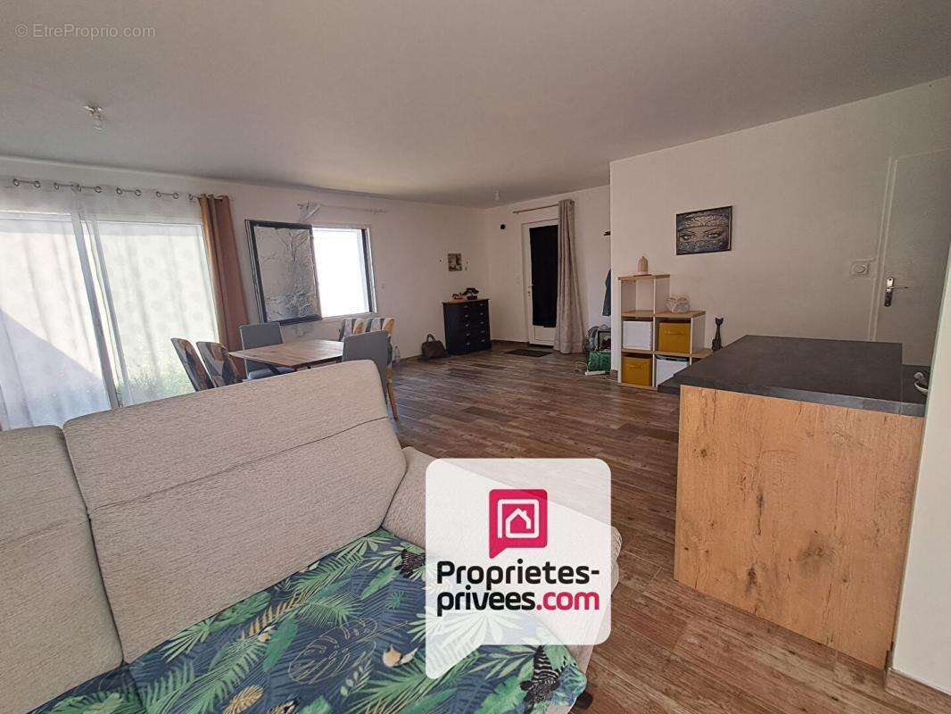 Maison contemporaine  tres recente 98 m2 3 chambres intra muros fontenay le comte - photo 6