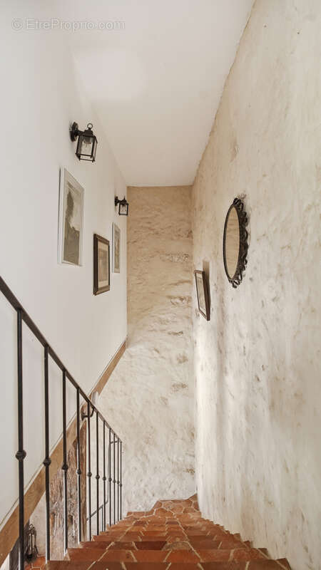 Maison à GREZ-SUR-LOING