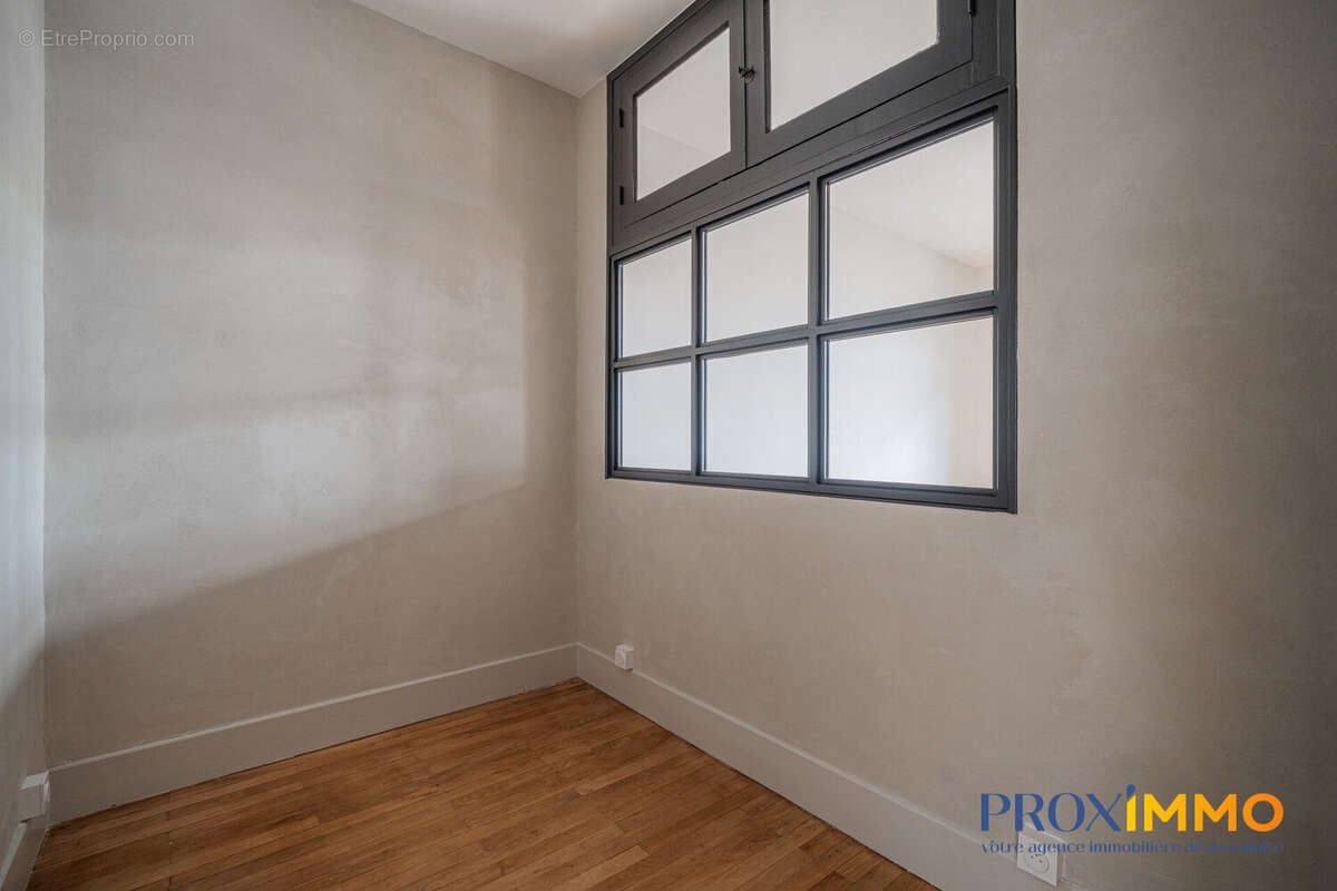 Appartement 78 m² à Voiron  - photo 9