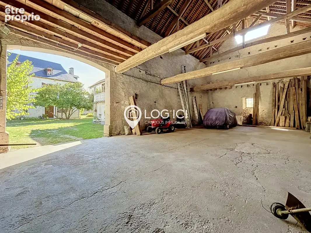 ARROS DE NAY - Véritable enclos béarnais rénové édifié sur un terrain de 3900 m2 - photo 31