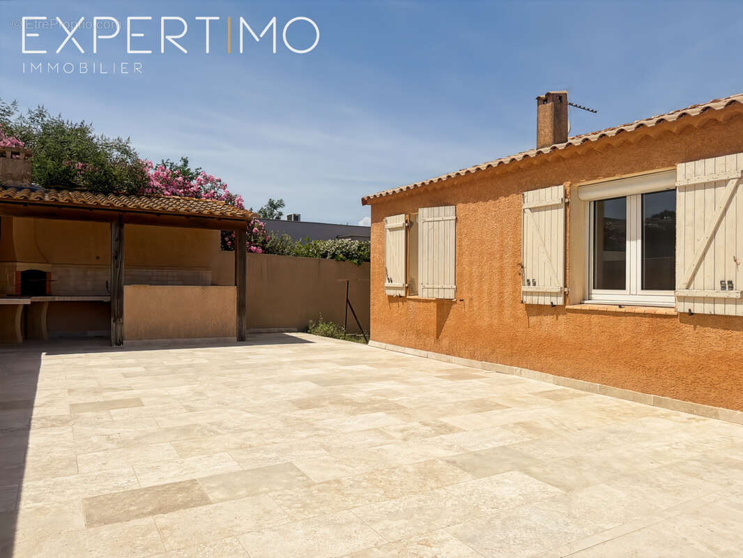 Maison de plain-pied de 114 m2 avec véranda, grand garage de 41 m2 - photo 12