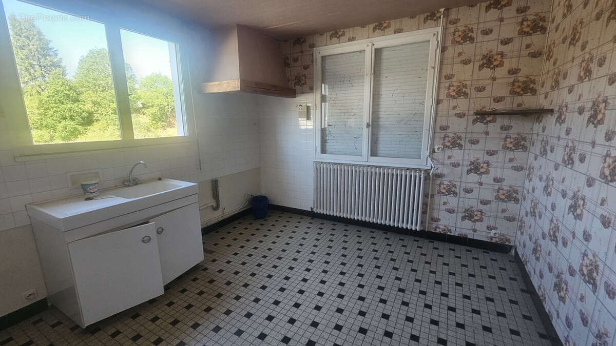 Ensemble immobilier de rapport   Fort potentiel locatif   Rentabilité brute jusqu'à 15,9 % - photo 3