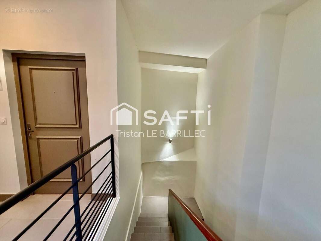 Photo 3 - Appartement à NIMES