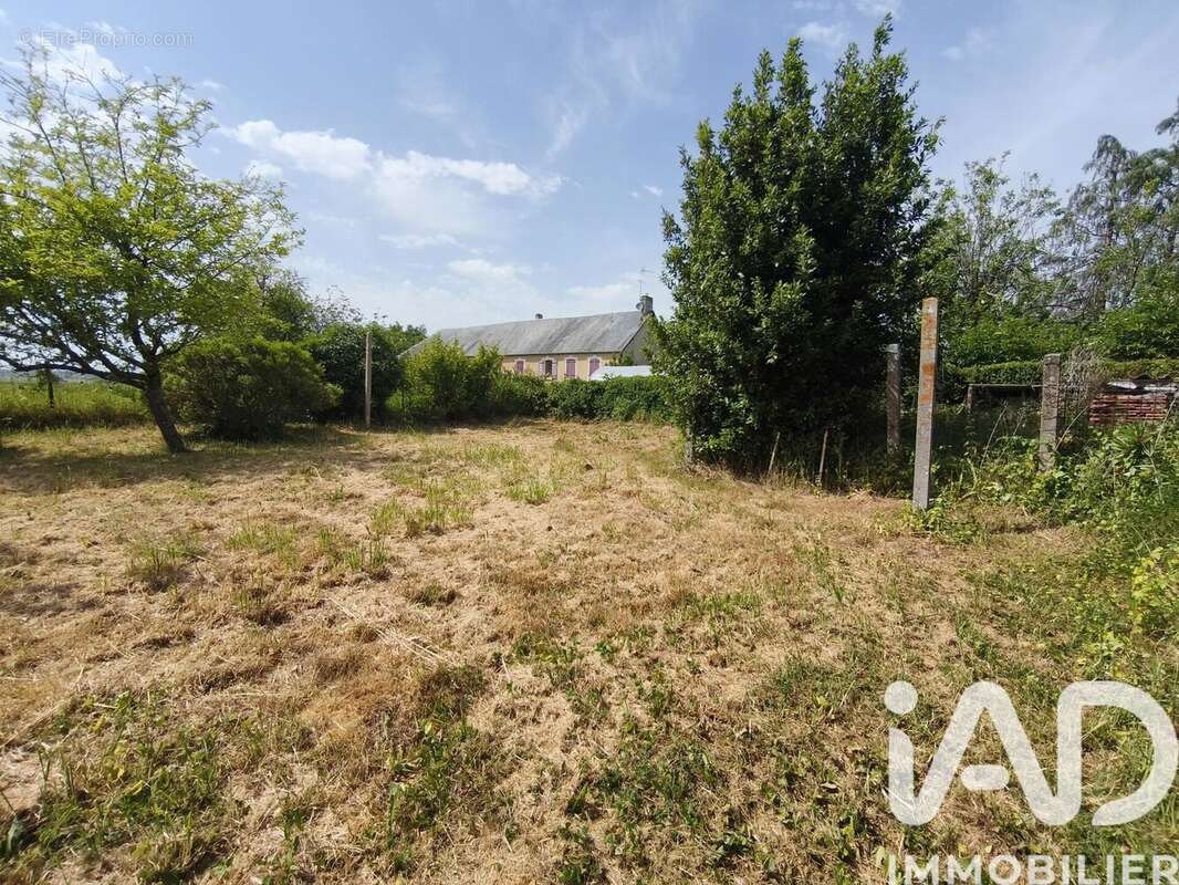 Maison 74 m² à Le Mesnil-Angot  - photo 3