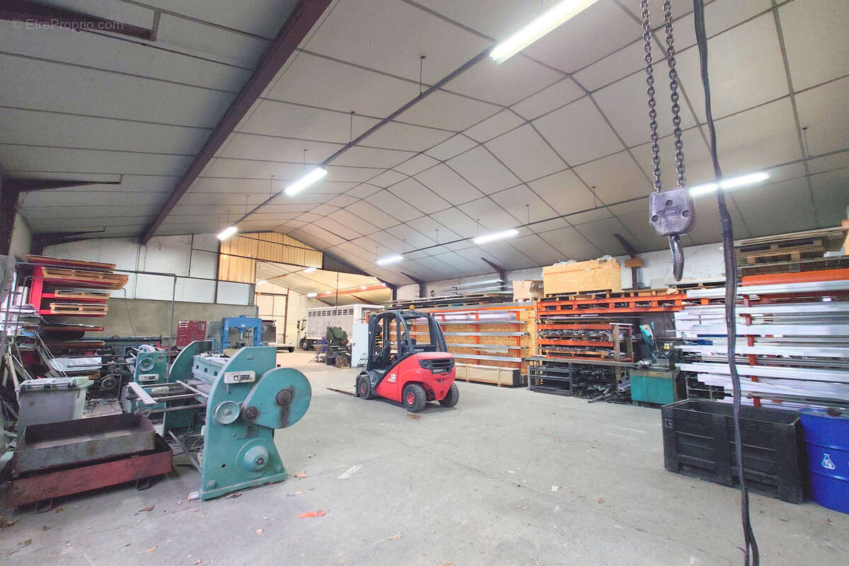 Commerce à MALEVILLE