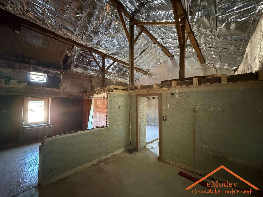 Maison 120 m² à Pouxeux  - photo 5