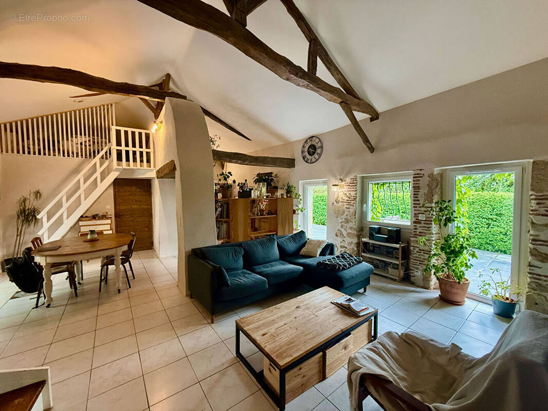Maison à SAINT-SYLVESTRE-SUR-LOT