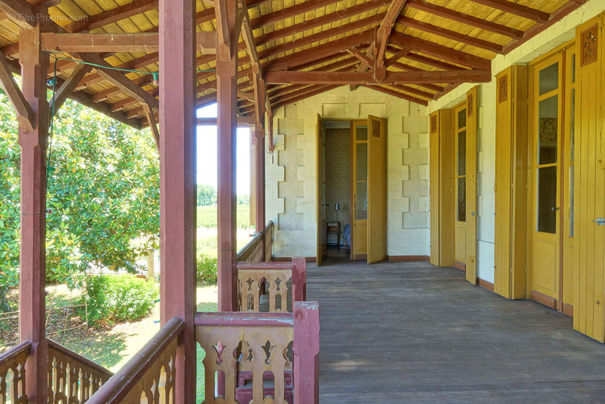 Maison à QUINSAC