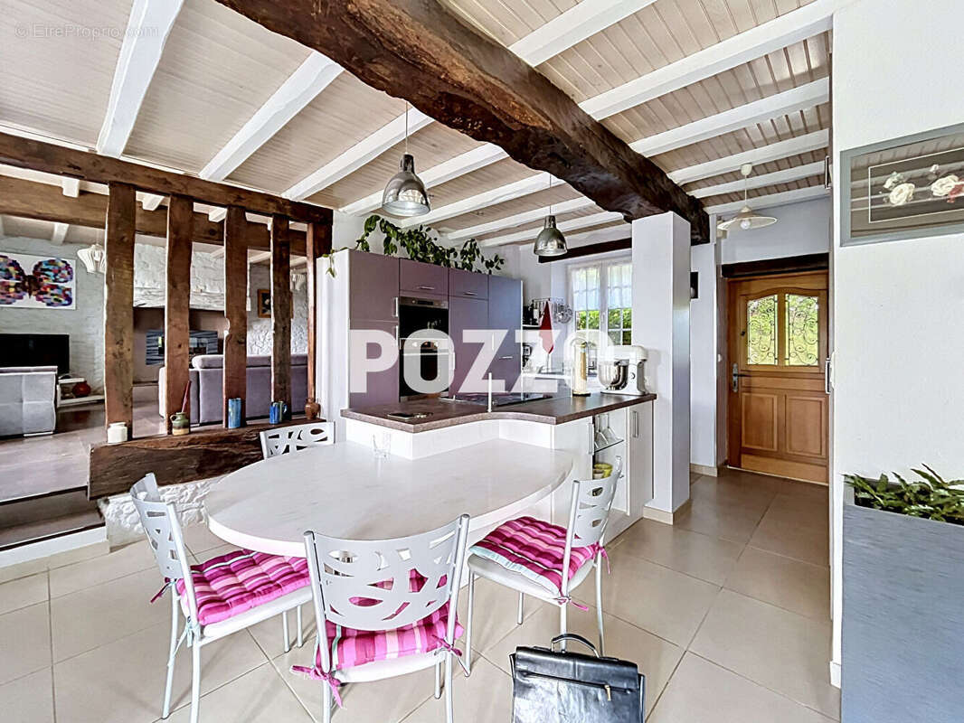 A VENDRE Authentique chaumière normande de 130 m² avec vue dégagée sur la campagne - photo 7