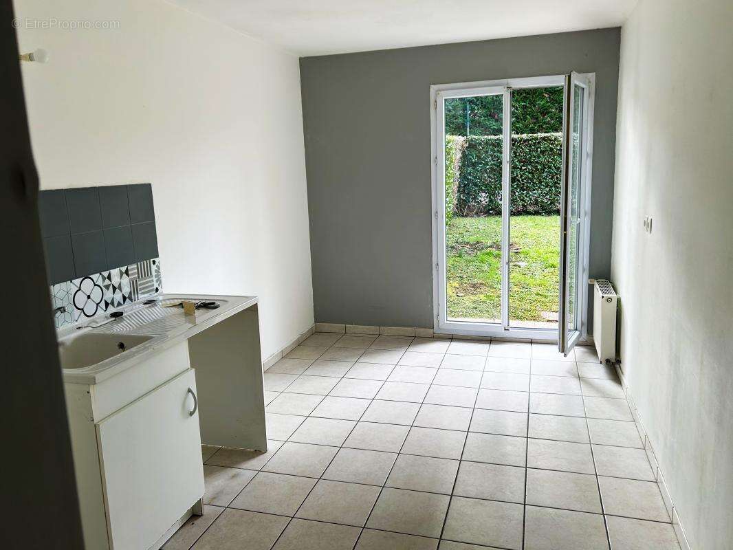 Appartement à CHASSELAY