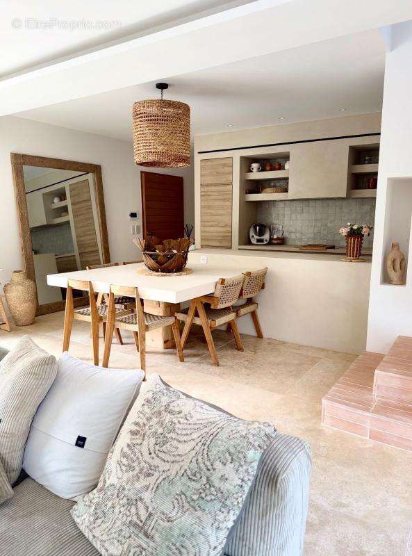 Maison à SIX-FOURS-LES-PLAGES