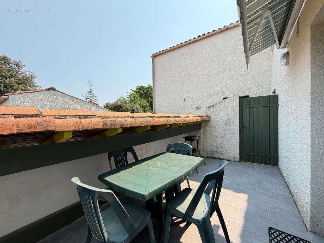 APPARTEMENT 3 Pièces + Mezzanine à 300 m Plage de Nauzan - photo 15