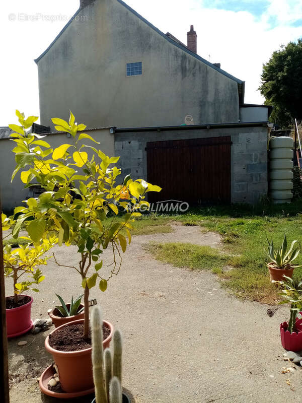 Maison à SAINT-CALAIS