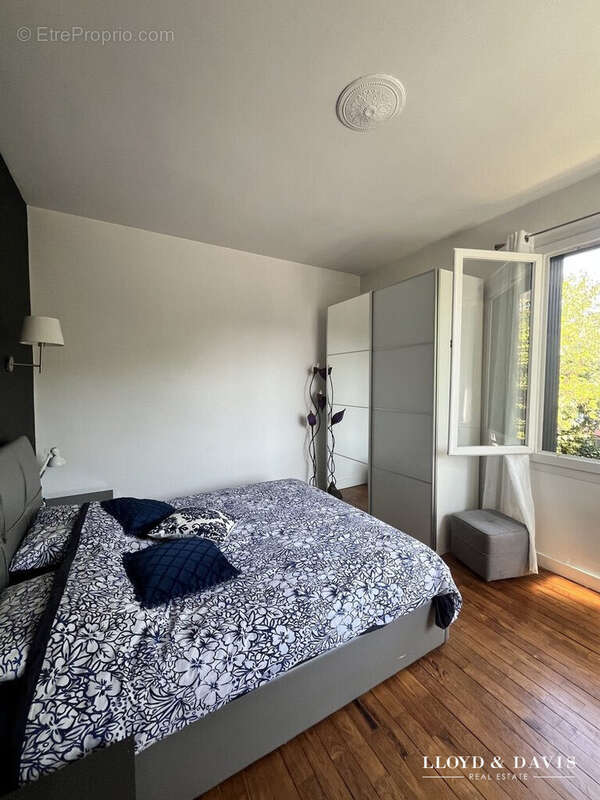 Chambre 1er étage - Maison à PESSAC