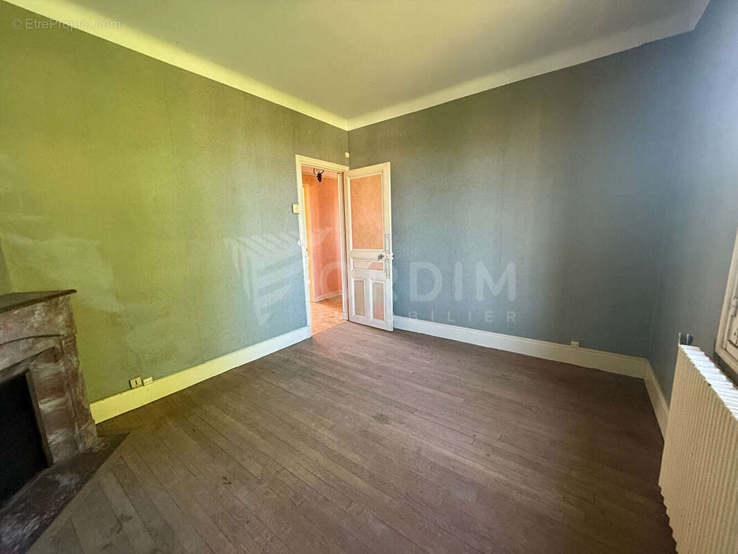 Maison à SAINT-FARGEAU