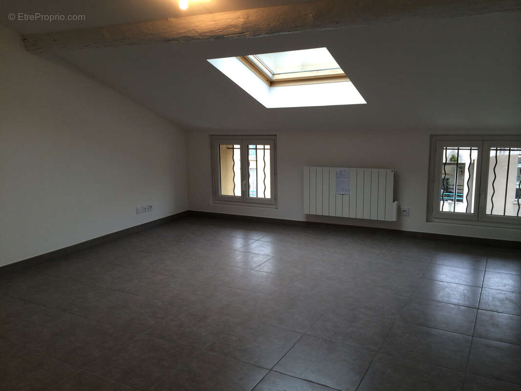 Genas, T2 de 30 m2 - photo 4