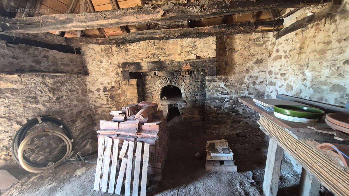 Ancienne grange de caractère rénovée avec gîte indépendant   276 m2   Entre Limoges et Brive-la-Gaillarde - photo 8