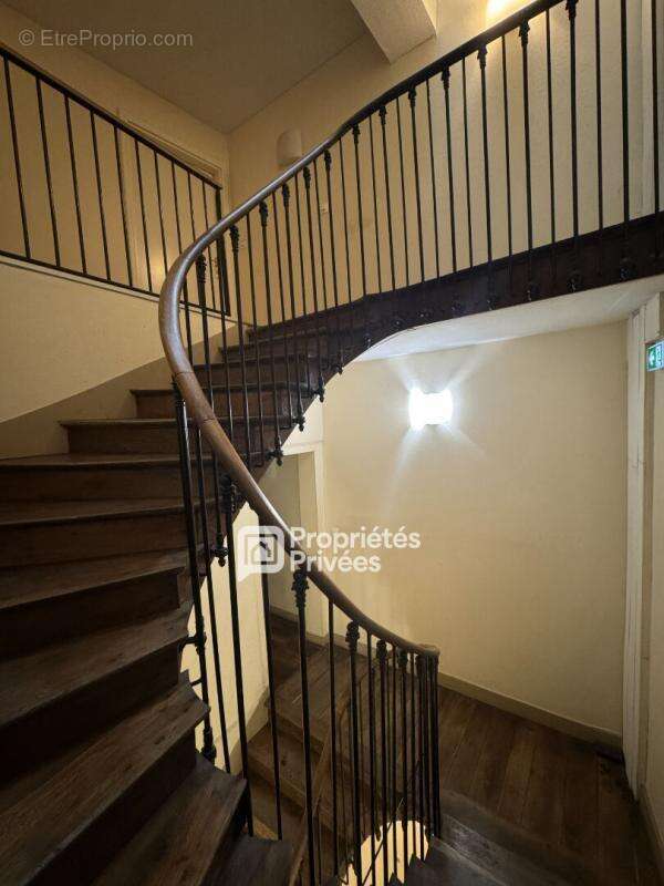 A VENDRE 37000 Appartement DUPLEX Tours centre 4 pièces 75 m2 - photo 13