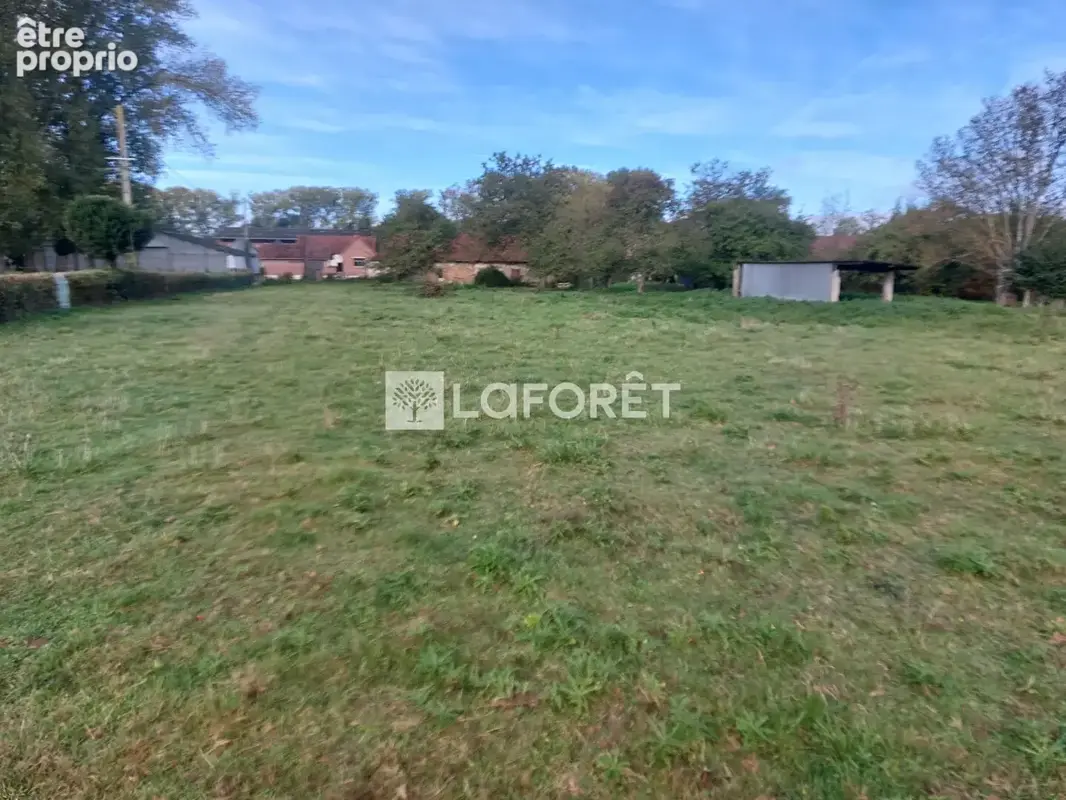 Terrain constructible 2300m² - photo 3
