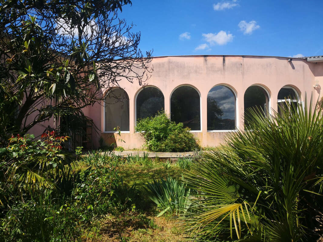 Maison à VILLENAVE-D'ORNON