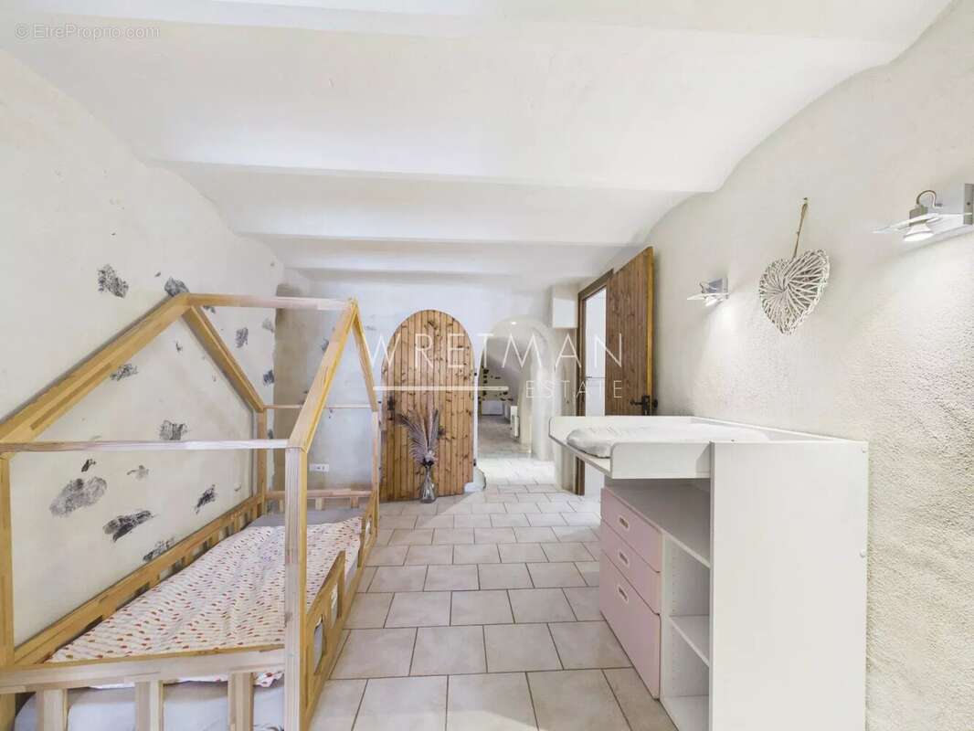 Duplex 4 pièces de caractère avec extérieur au cœur du village historique de Sospel - Sospel - photo 14