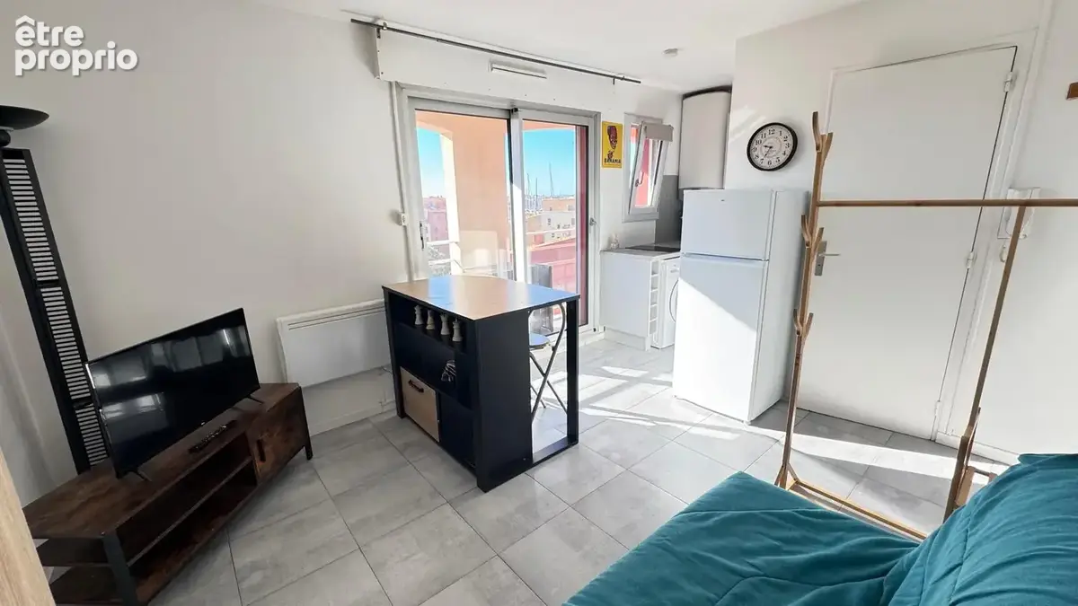 Studio vue port avec balcon - photo 2