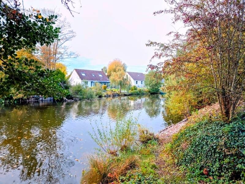 Maison à BOUVAINCOURT-SUR-BRESLE
