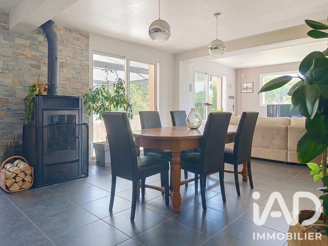 Maison 117 m² à Saint-Carreuc  - photo 9