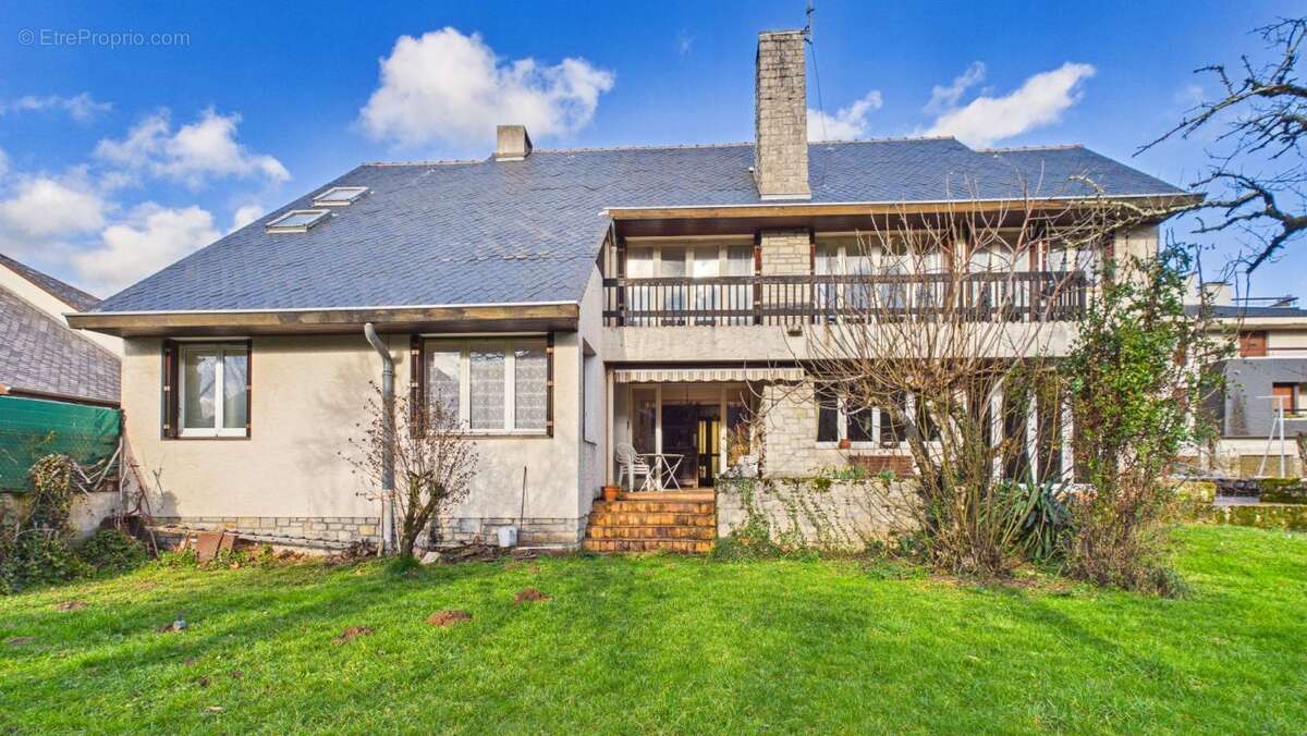 Appartement à ESPALION