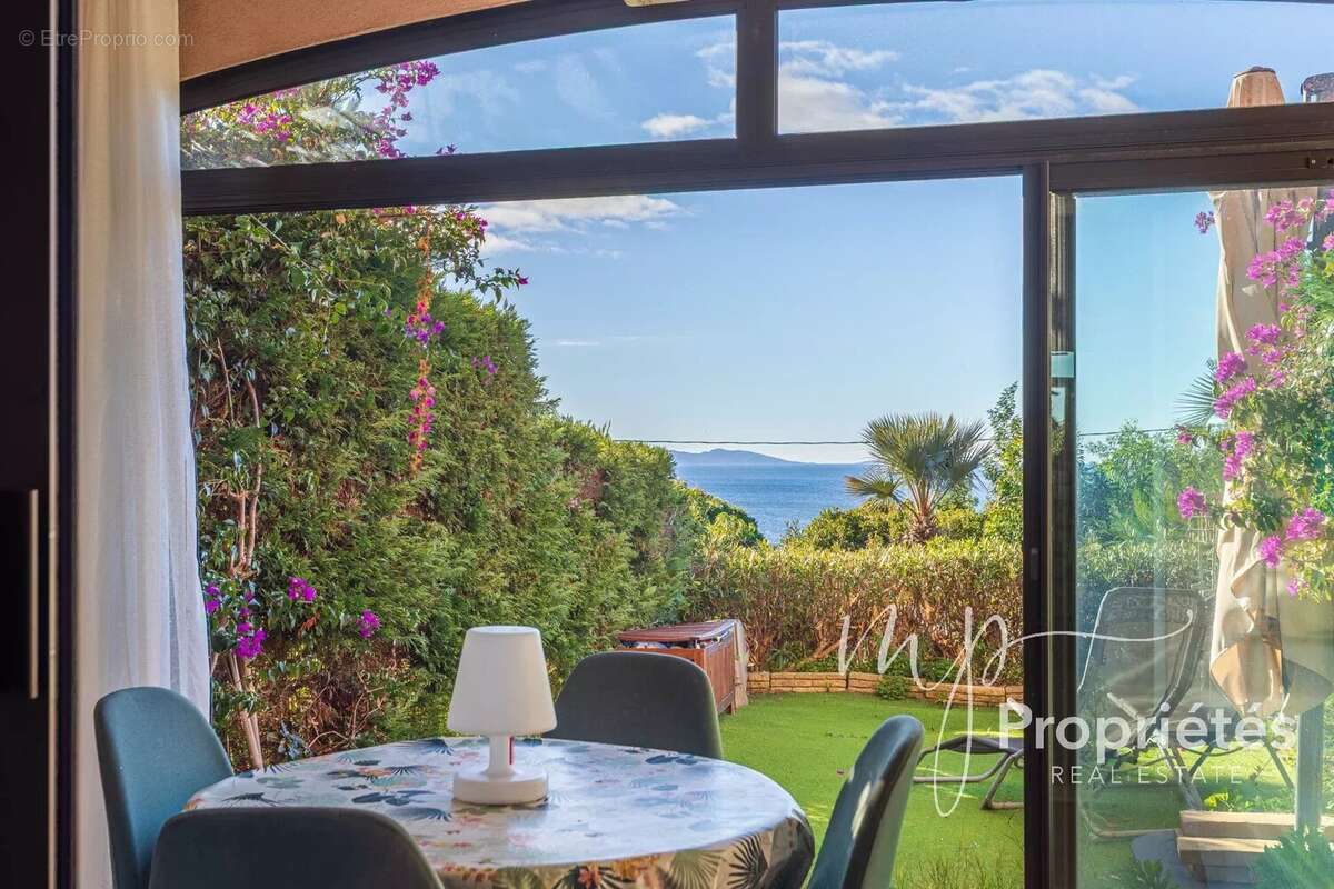 Appartement à RAYOL-CANADEL-SUR-MER