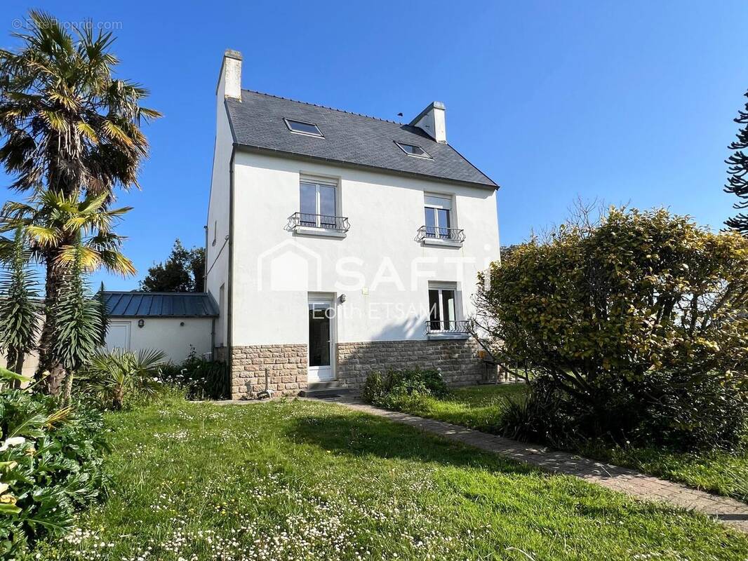 Photo 1 - Maison à PLONEOUR-LANVERN