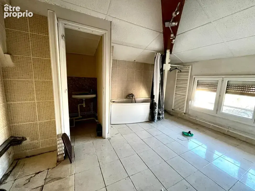 Bâtiment à réhabiliter de 470m2- Châtillon centre - photo 6