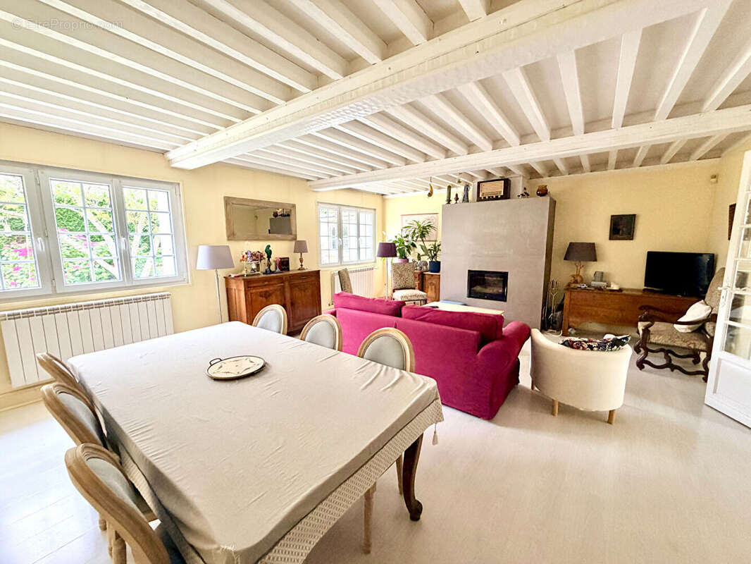 À VENDRE - Maison située à AUTHIE - photo 6