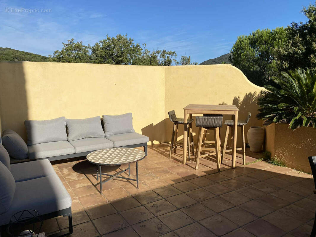 Appartement à GRIMAUD